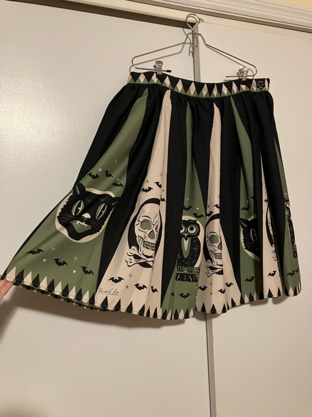 The Oblong Box Shop Halloween skirt in green and black with cats owls skulls - Picture 2 of 9